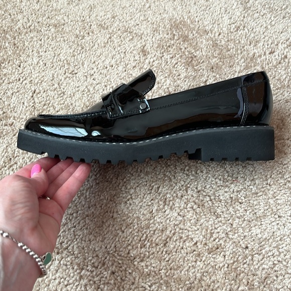 Franco Sarto Shiny Loafers - Picture 3 of 8